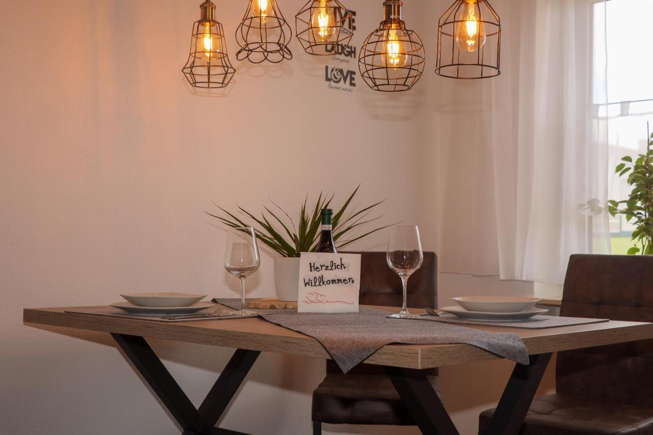 Buchen Blick - Ruhige Moderne Ferienwohnung 82Qm. フィヒテルベルク エクステリア 写真